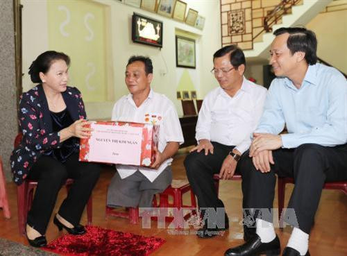 国会主席阮氏金银莅临广义省调研 ảnh 6