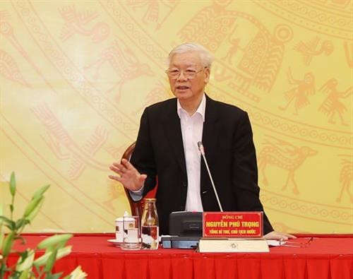 12月4日,越共中央总书记、国家主席阮富仲出席在河内举行的越共中央公安党委常委会议并在会议上致辞。图自越通社 12月4日,越共中央总书记、国家主席阮富仲出席在河内举行的越共中央公安党委常委会议并在会议上致辞。图自越通社