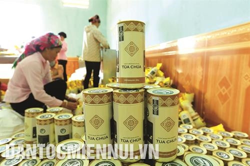 2013和2014年朵佐山雪茶产品被越南农民协会中央委员会颁发典型农业产品。