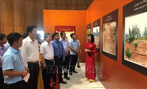 广宁省博物馆举行升龙遗迹区考古展。图自越通社