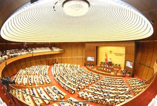 越南第十四届国会第四次会议质询会开幕式场景。（图片来源：越通社）