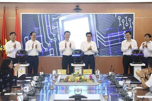越南政府副总理武德儋出席Vpostcode邮政地址编码平台上线仪式。图自越通社