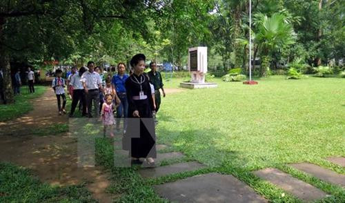 资料图：仅在8月份，新潮国家级特殊历史遗迹区共接待国内外游客6万人次。图自越通社