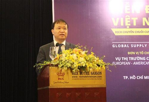 越南工贸部副部长杜胜海发表讲话。图自越通社