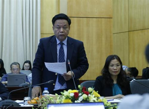 越南湄委会常务办公室主任黎德忠在会上发表讲话。图自互联网 越南湄委会常务办公室主任黎德忠在会上发表讲话。图自互联网