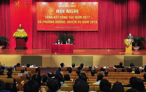 越南外交部1月15日在河内召开2017年外交工作总结暨2018年部署会议。（图片来源：越通社）