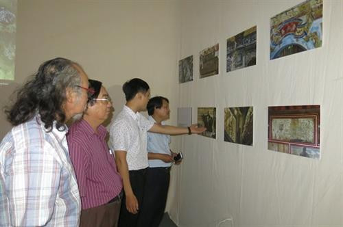 展位现场。图自https://tuoitre.vn