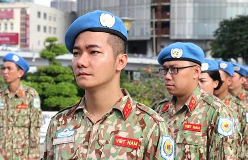 参加联合国维和力量的越南军官。图自越通社