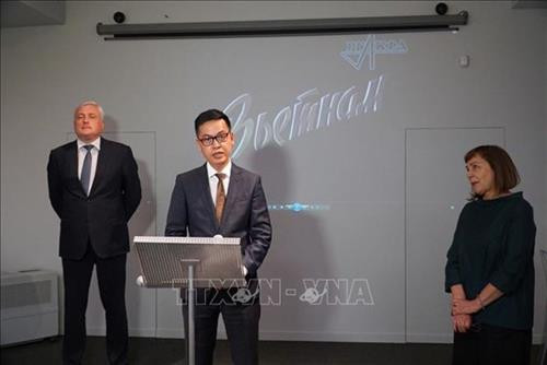 越南国家文书档案局局长邓青松。图自越通社 越南国家文书档案局局长邓青松。图自越通社