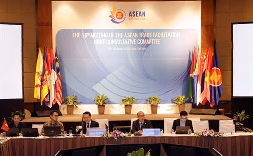 会议场景。图自越通社