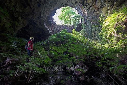 C7 火山洞穴。图自越通社