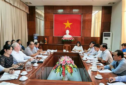 座谈会场景。图自互联网