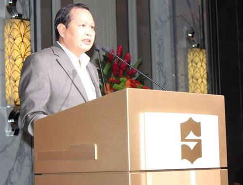 越南驻新大使阮进明在春节联欢会上发言。（图片来源于互联网）