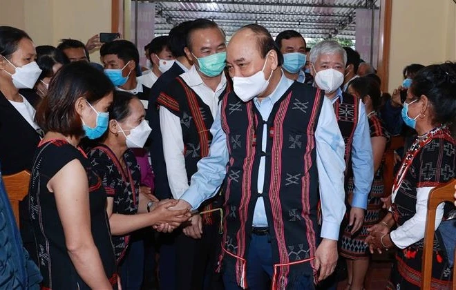 阮春福出席在广南省举行的“全民大团结日”庆祝活动