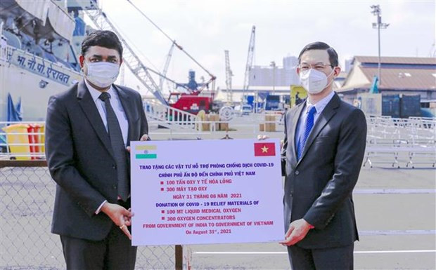 越南接收由印度政府捐赠的一批医疗设备