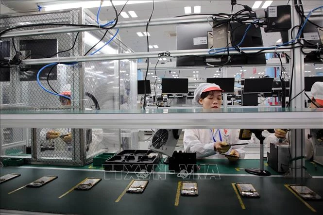 越南企业疫情后期强对接 开足马力促生产