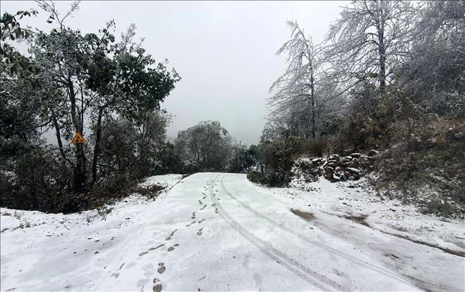 老街省出现雨雪天气