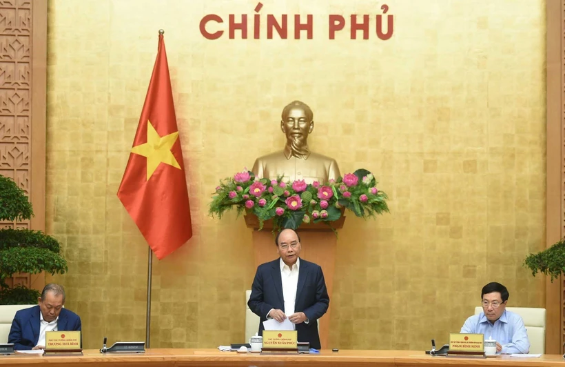 政府总理阮春福：继续实施双重目标