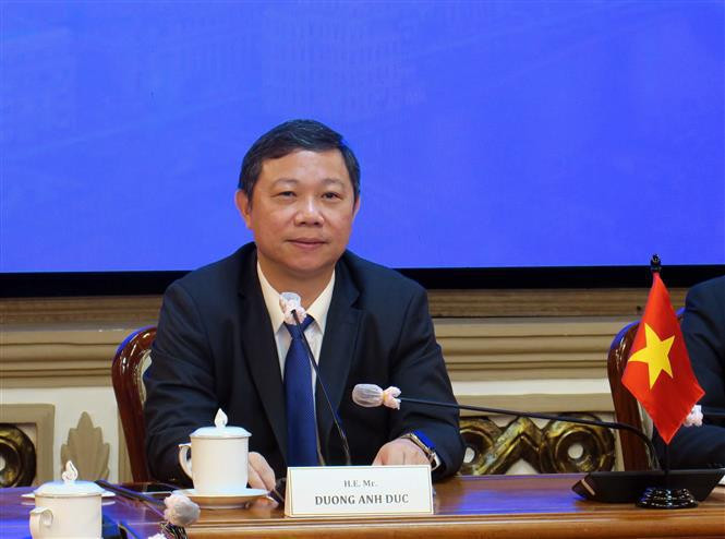 促进胡志明市与中国上海市之间的合作