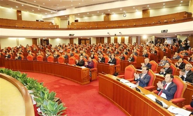  迎接党的十三大：越共十二届中央委员会第十三次全体会议第二天新闻公报