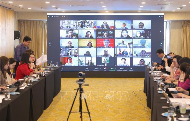 加强社会工作 面向建立一个齐心协力和主动适应的东盟共同体