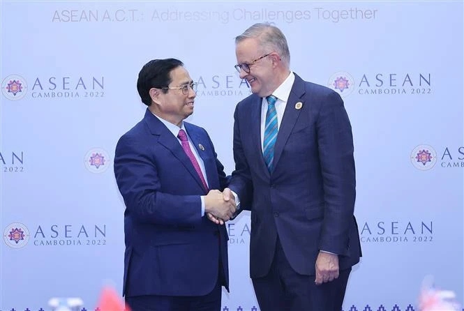 越南政府总理范明政会见澳大利亚总理安东尼·艾博年