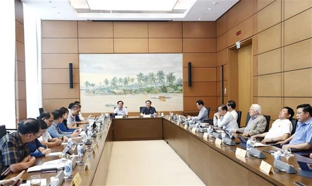 越南第十五届国会第三次会议新闻公报（第四号）