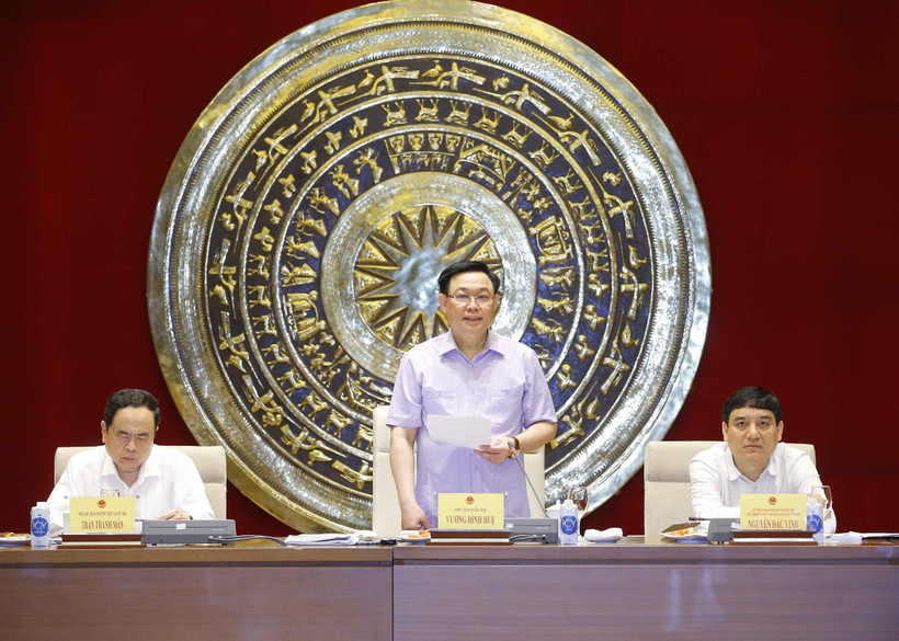 国会主席王廷惠：进一步发挥文化教育和青少年儿童委员会的作用