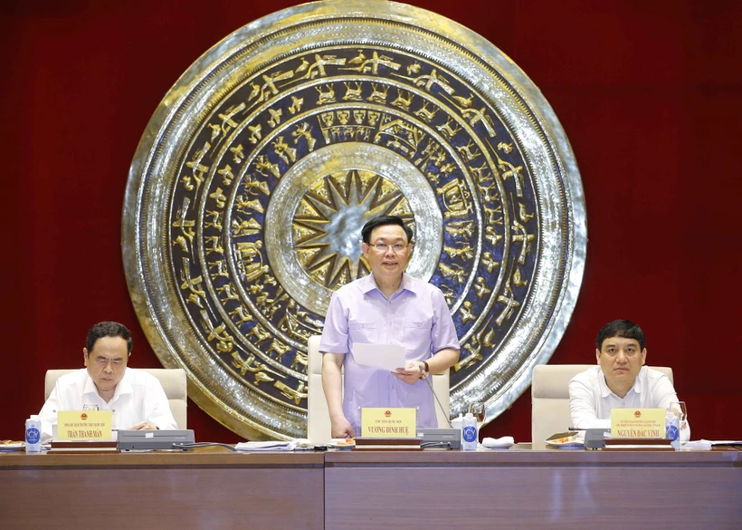 国会主席王廷惠：进一步发挥文化教育和青少年儿童委员会的作用