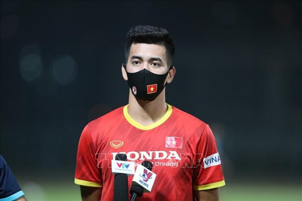 越南球员进灵赢得亚足联“未来之星”奖