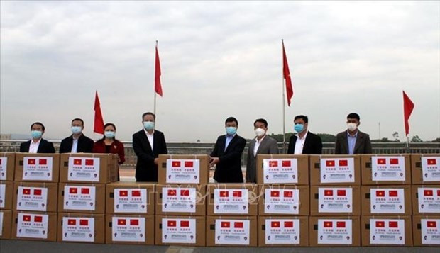 中国广西壮族自治区向越南广宁省赠送防疫物质