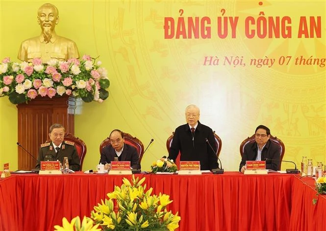 越共中央总书记阮富仲出席中央公安党委会议