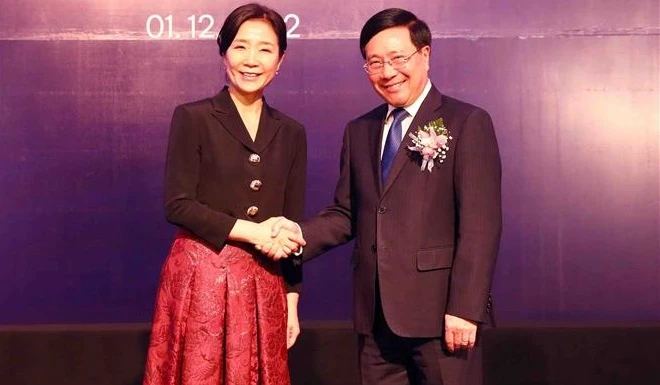 韩国国庆77周年暨越韩建交30周年庆典在河内举行