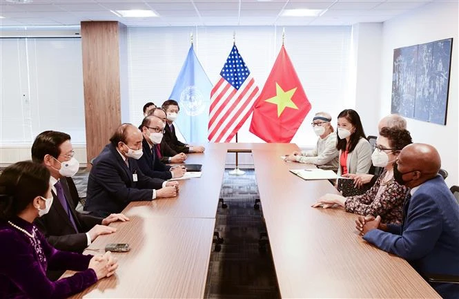 越南国家主席阮春福会见美国友人