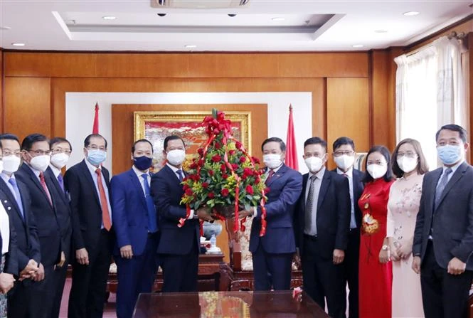 越南国庆76周年：老挝各部门领导高度评价越南取得的成就