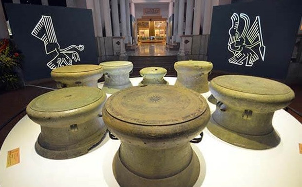越南东山艺术展在瑞士举行