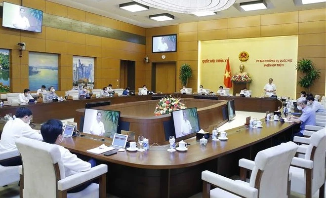 国会常务委员会第三次会议：注重规划编制和审批工作质量监管