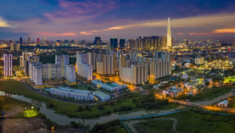 胡志明市与乐天地产（首添）有限公司加强合作建设智慧城市