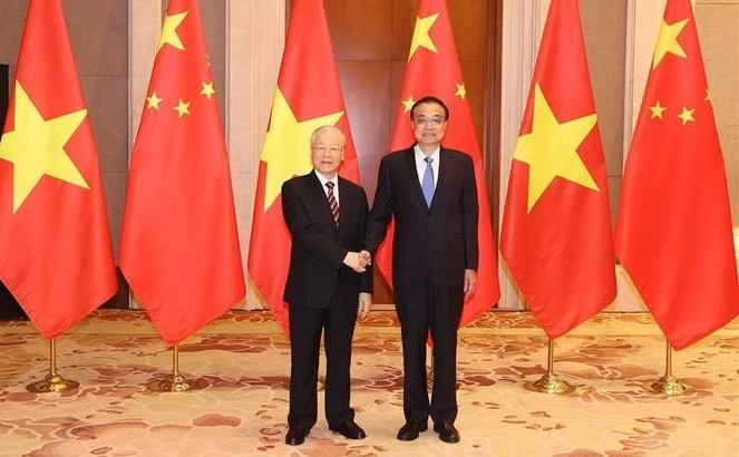 越共中央总书记阮富仲会见中国国务院总理李克强