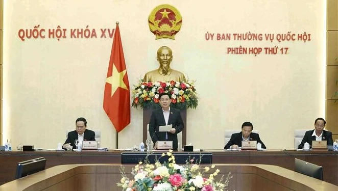 越南第十五届国会常务委员会召开第十七次会议