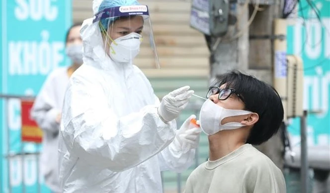 越南政府总理就强化新冠肺炎疫情防控措施作出指示