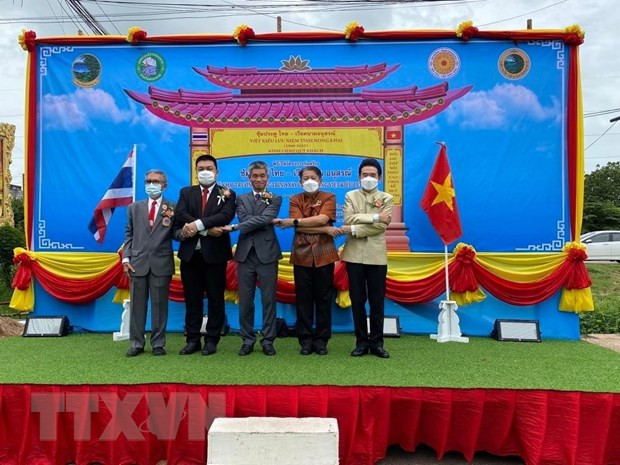 泰国越侨纪念路上的越南牌楼正式动工兴建