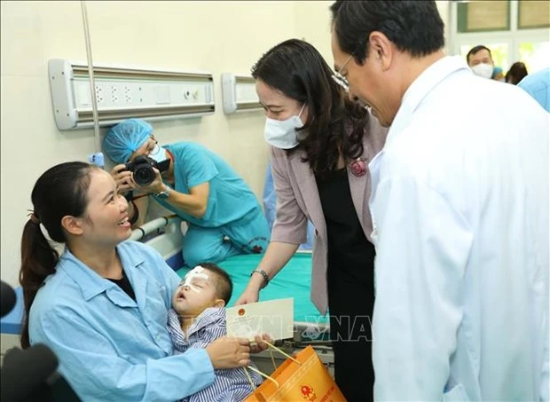“微笑唇腭裂宝宝”计划帮助数万名越南唇腭裂患儿绽放微笑