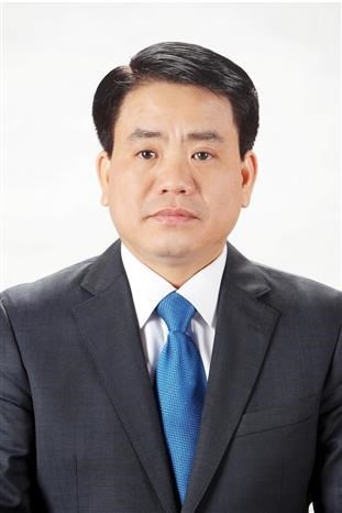 越南：河内市人民委员会主席阮德钟暂时被停职90天