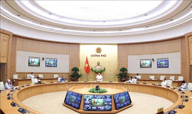 阮春福总理：在不同地方制定有关经济和卫生的有效防疫战略