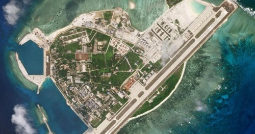  美国国务卿与马来西亚外交部长就东海问题通电话
