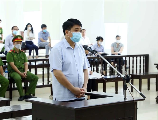 河内市高级人民法院开庭复审河内采购德国Redoxy-3C制品案件