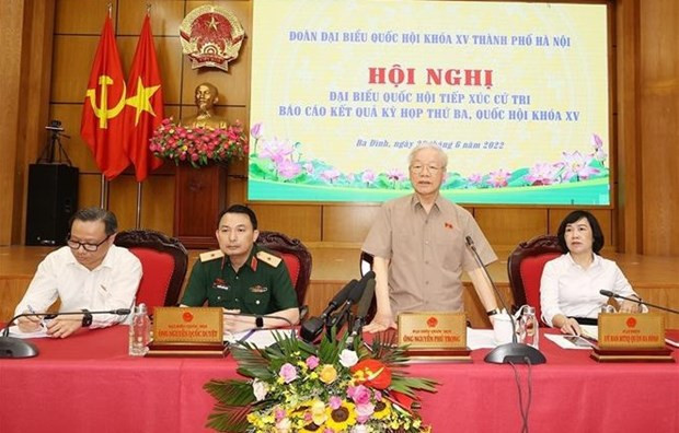 阮富仲：反腐败、反消极现象工作需要耐心、人文、有理有情、有条不紊和具有说服力进行