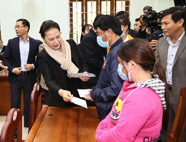 越南国会主席阮氏金银赴广南省考察调研
