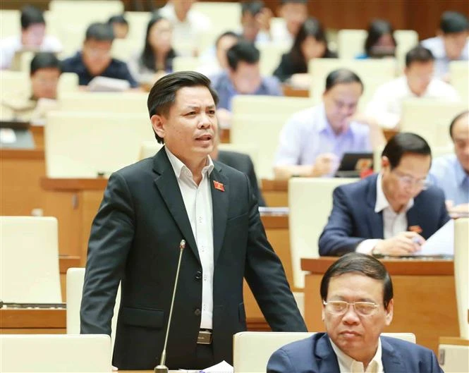 越南十四届国会第10次会议：国会继续开展质询和询问活动 对越共十三大各文件草案进行讨论